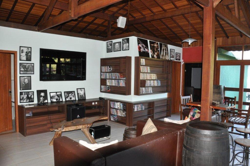Inn Acaua *